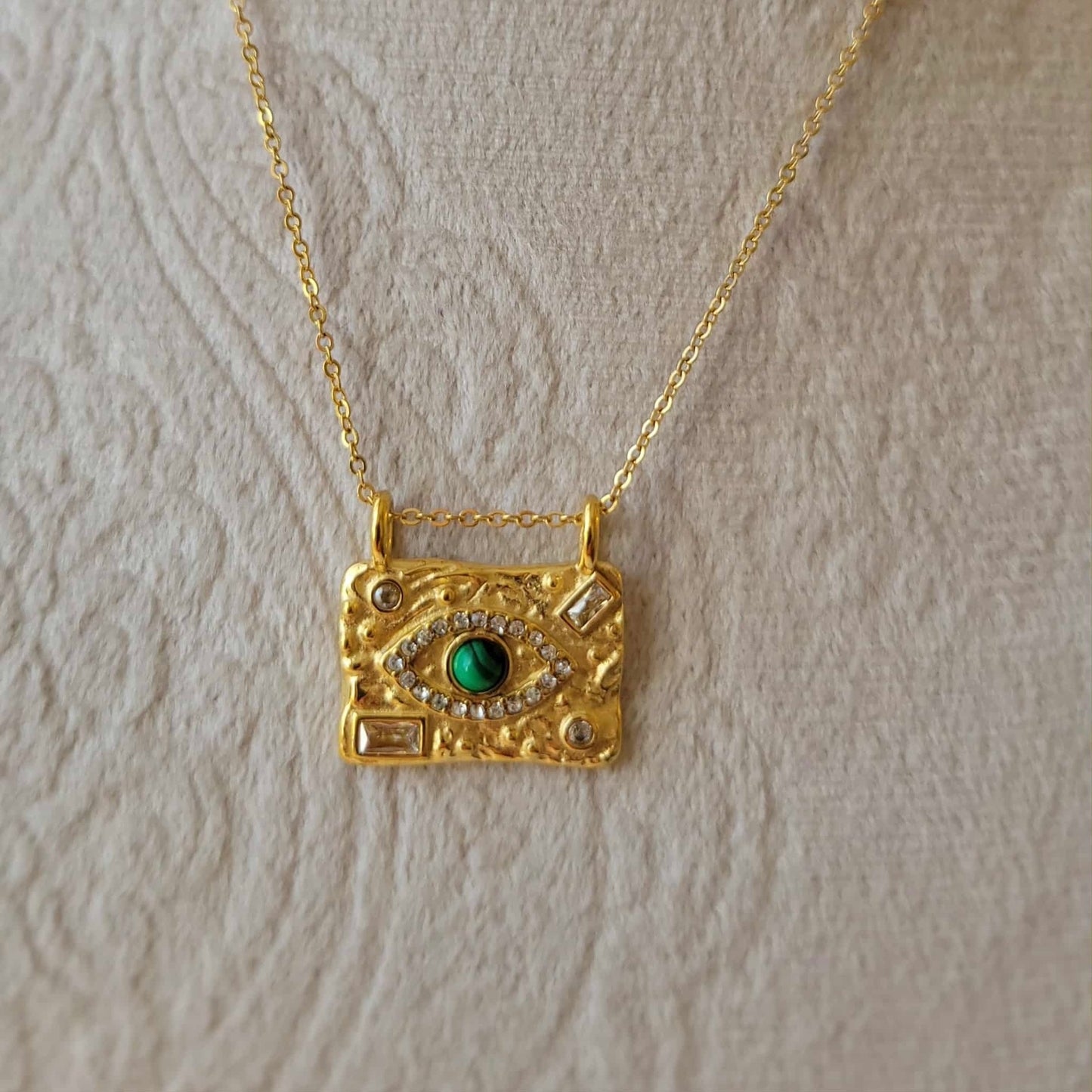 Amuleto Eye Necklace