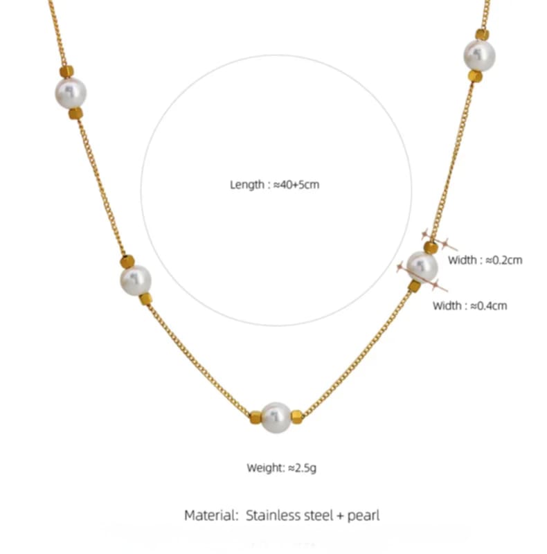 Esencia De Luna Necklace