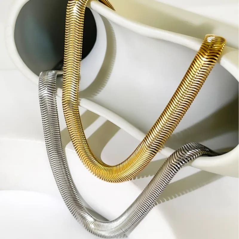 Slithering Necklace