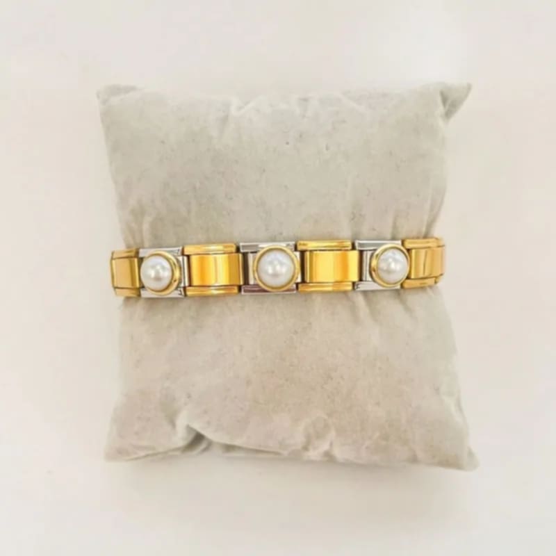 Summer Pearl Bracelet