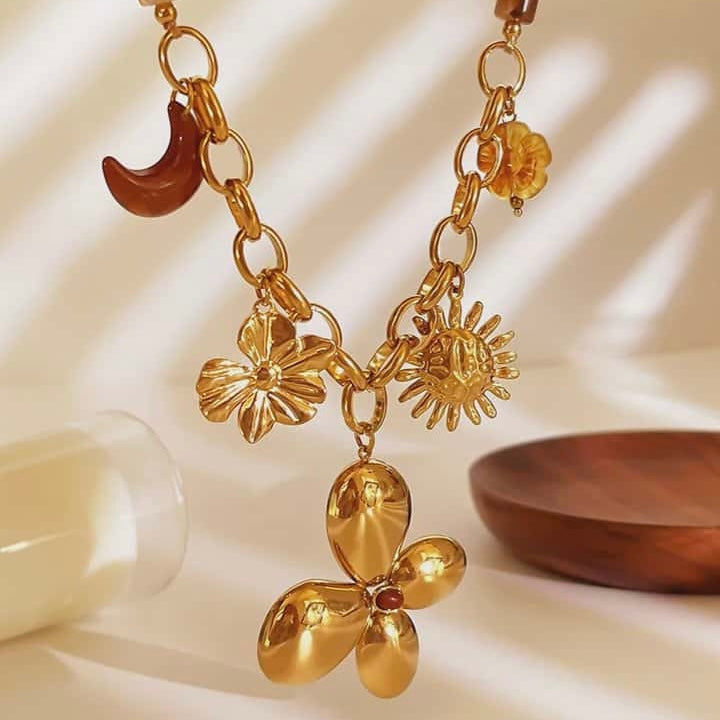 Encanto Necklace