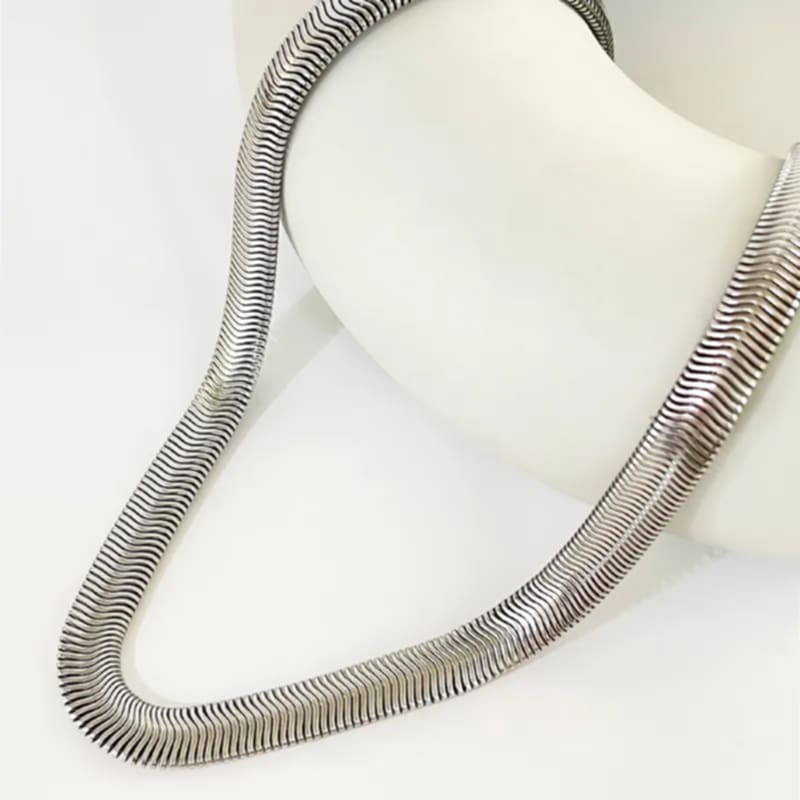 Slithering Necklace