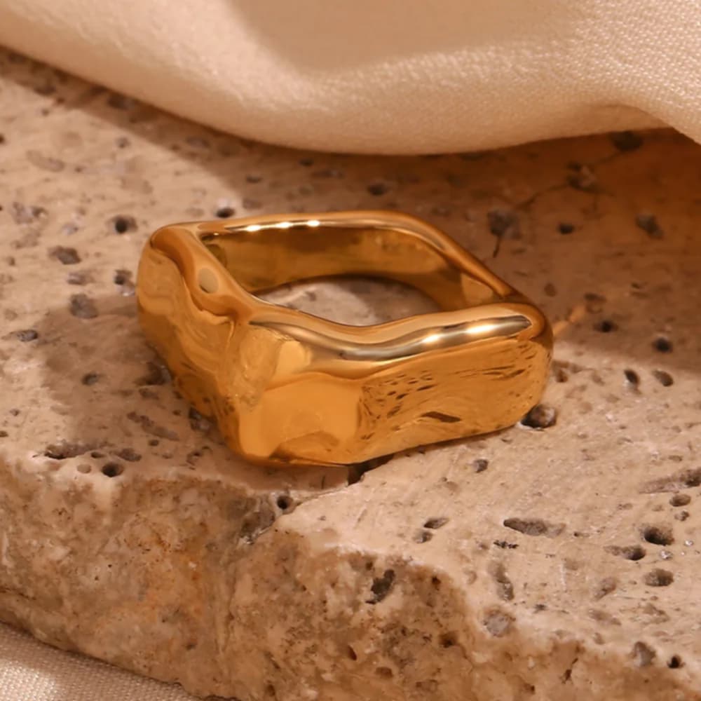 Sorelle Ring