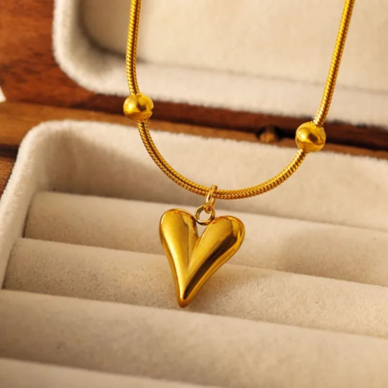 De Amor Necklace