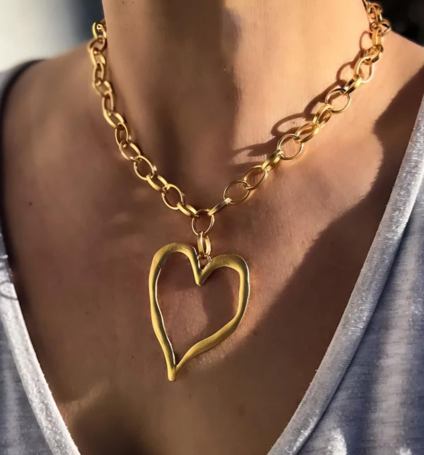 Dorothea Heart Necklace