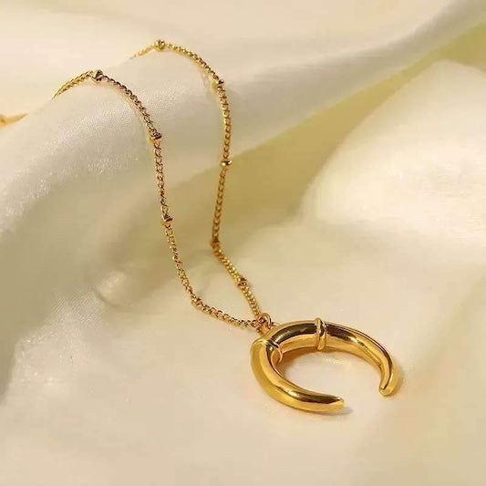 Luna Necklace