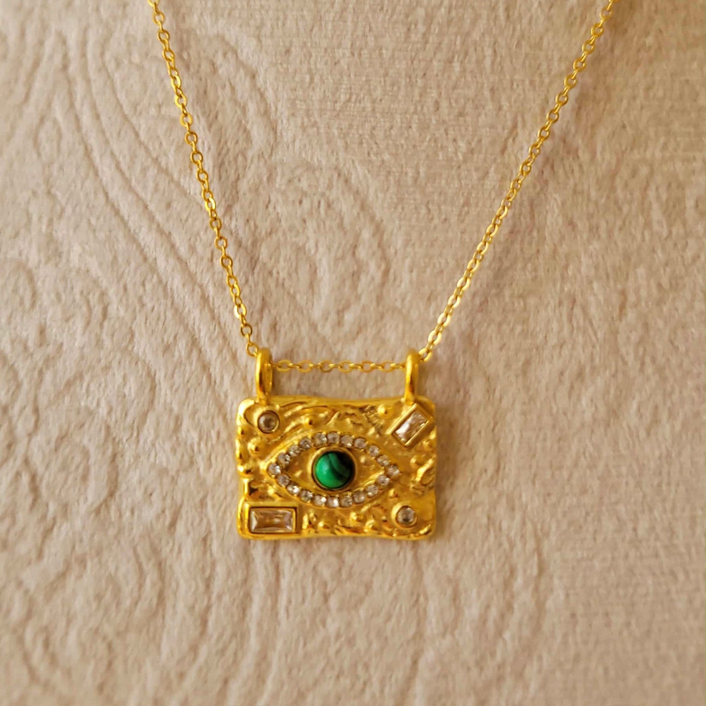 Amuleto Eye Necklace