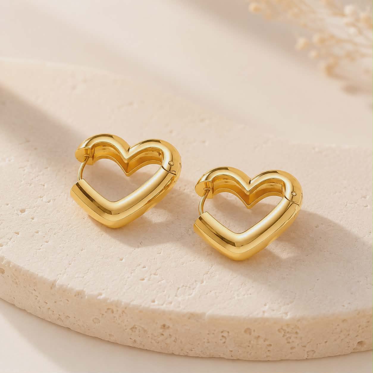 Amora Earrings
