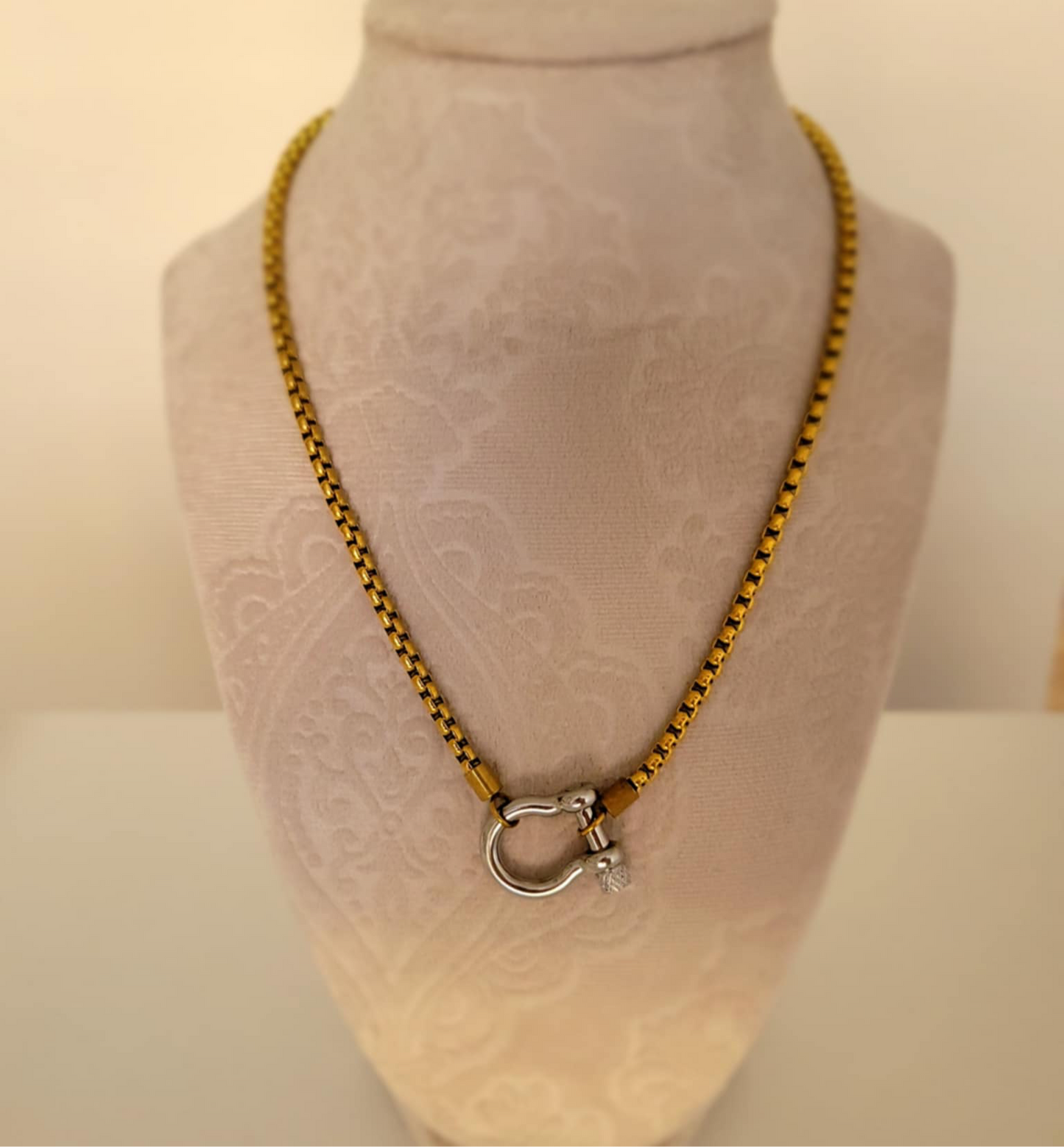 Two-Toned Herradura Necklace